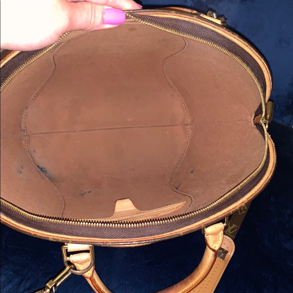 Purse - Picture 14 of 16
